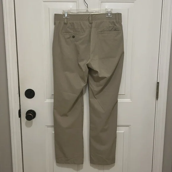Under Armour Men's Tan Golf Pants 34 - 30 - Picture 6 of 9